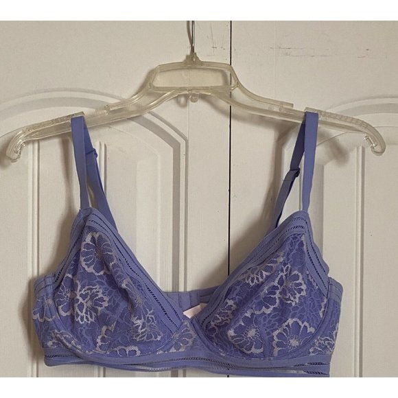 Pink Victoria Secret Lavender Bra Size 36DD - Picture 1 of 5